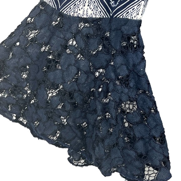 STEM & VINE CHEVRON GEO PRINT 3/4 BELL SLEEVES V-NECK BLOUSE MULTI‎ LARGE EUC - Picture 4 of 14